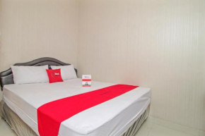 Гостиница RedDoorz @ Mangga Besar 2  Джакарта